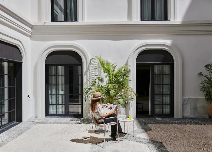 Hotel Becquer Seville