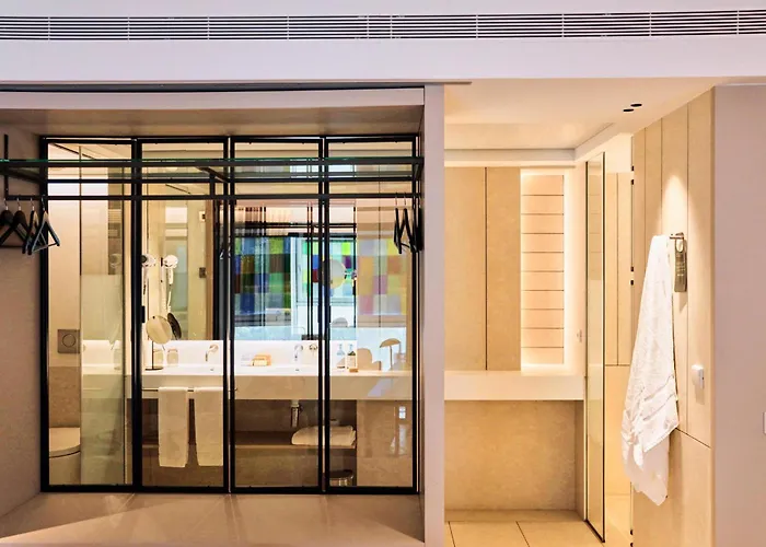 Hotel Becquer Seville